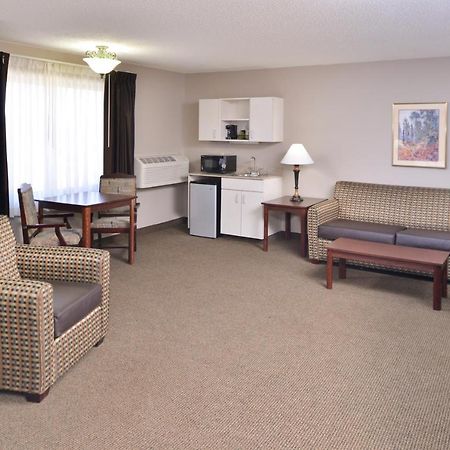 Kelly Inn 13Th Avenue Fargo Extérieur photo