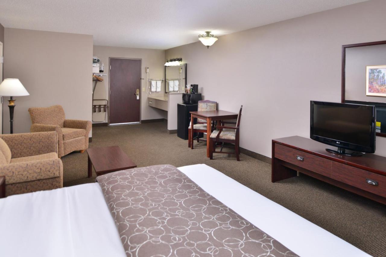 Kelly Inn 13Th Avenue Fargo Extérieur photo